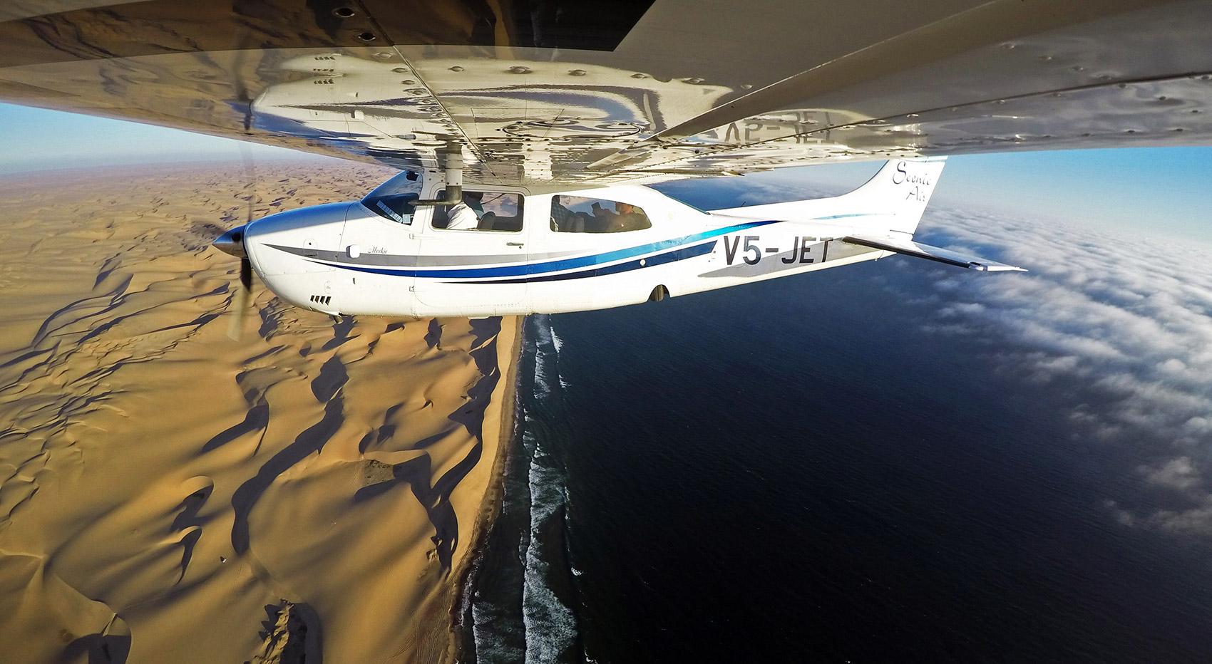Rundflug entlang der Skelettküste Rundflug entlang der Skelettküste