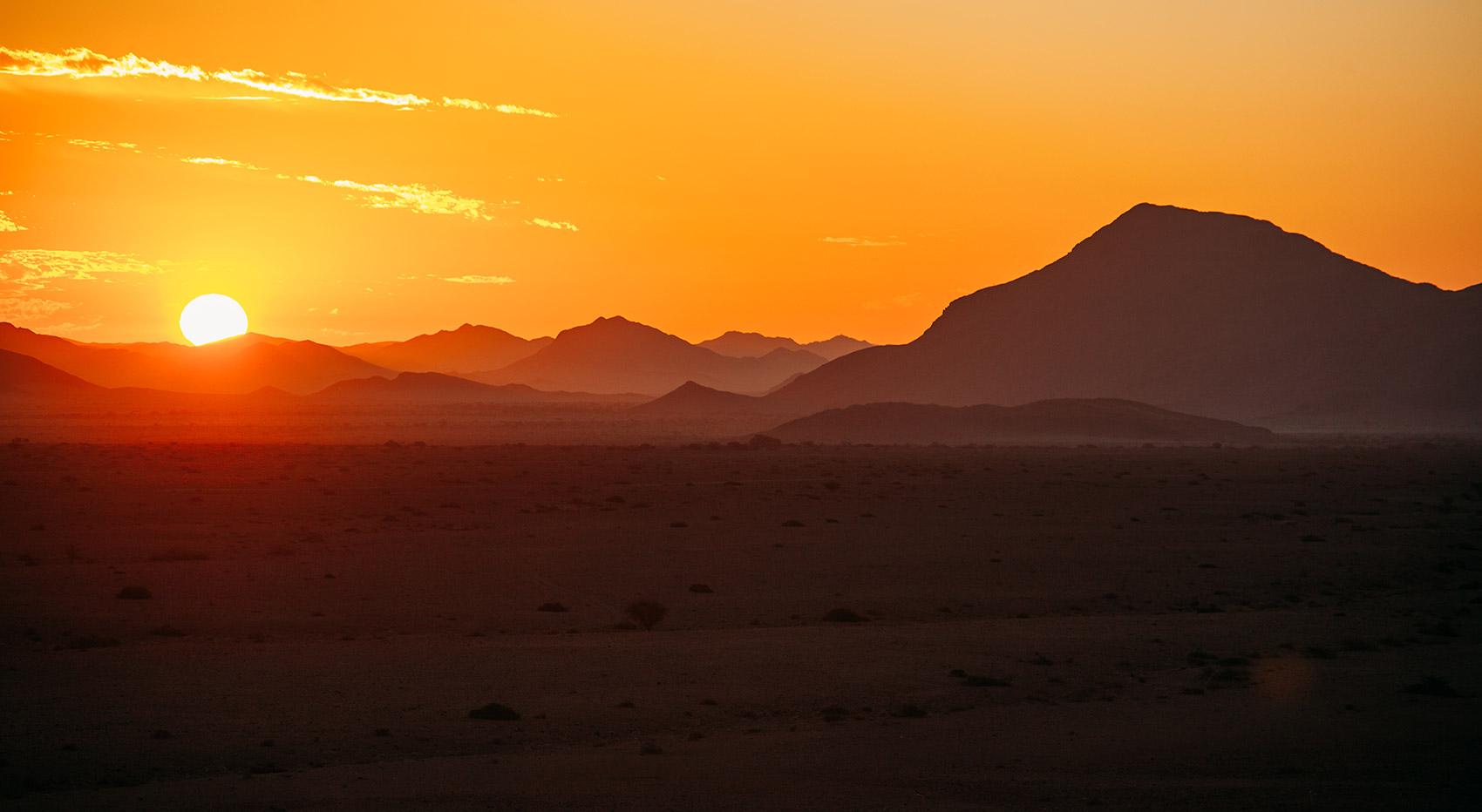 Sonnenuntergang in den Bergen Namibias Sonnenuntergang in den Bergen Namibias