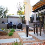 Die Gartenanlage im Elegant Guesthouse in Windhoek.