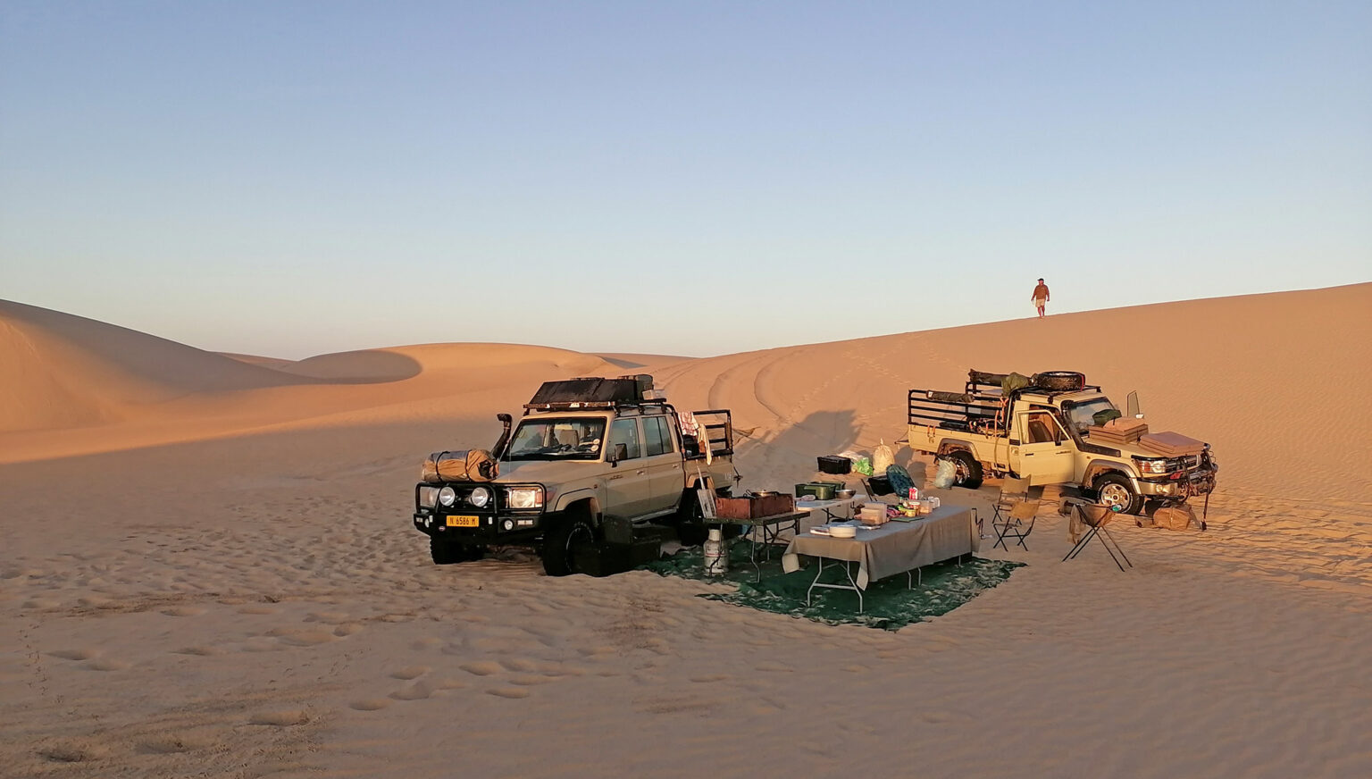 Namibia 4x4 Excursion Guided Self-Drive Tours in Namibia: Remote 4x4 Adventures